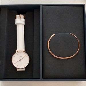 Daniel Wellington holiday bundle set- brand new